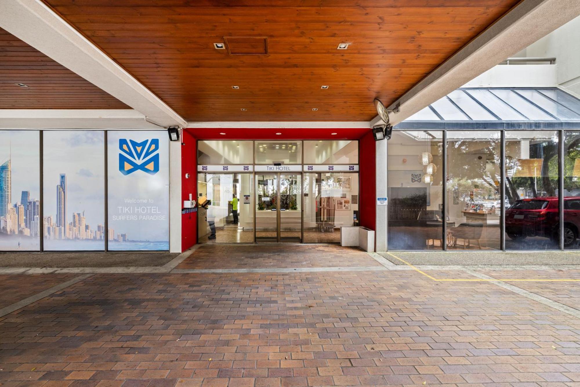 Tiki Hotel Apartments Surfers Paradise Gold Coast Exterior foto